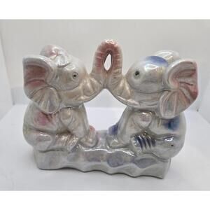 Vtg 1970s Porcelain Lusterware Kissing Elephants Figurine Statue Made In Brazil